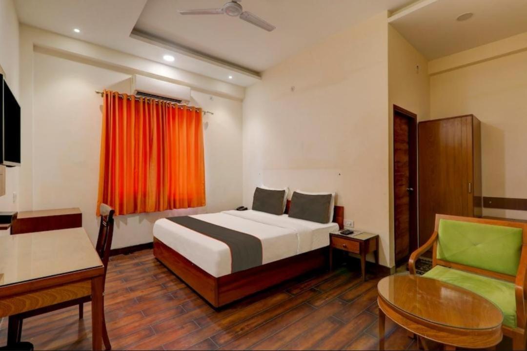 Riddhi Hotel
