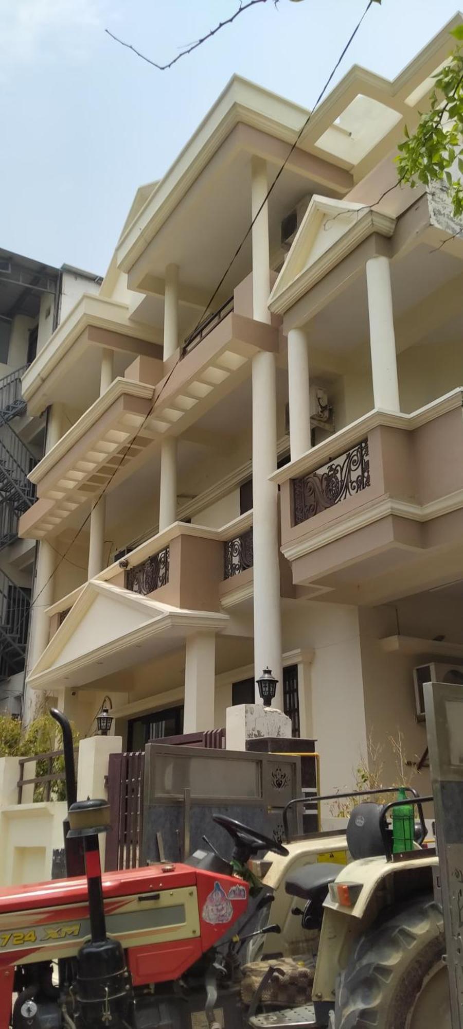 Riddhi Hotel 3*